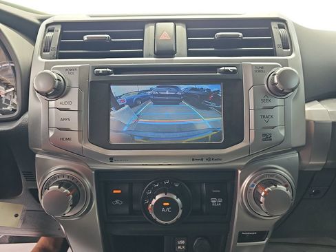 Used 2019 Toyota 4Runner SR5 AWD/4WD image 23