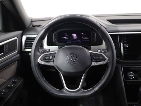 Used 2023 Volkswagen Atlas Cross Sport SE image 22
