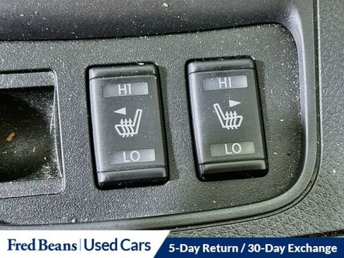 Used 2018 Nissan Sentra SR w/ SR Midnight Edition Package FWD image 25