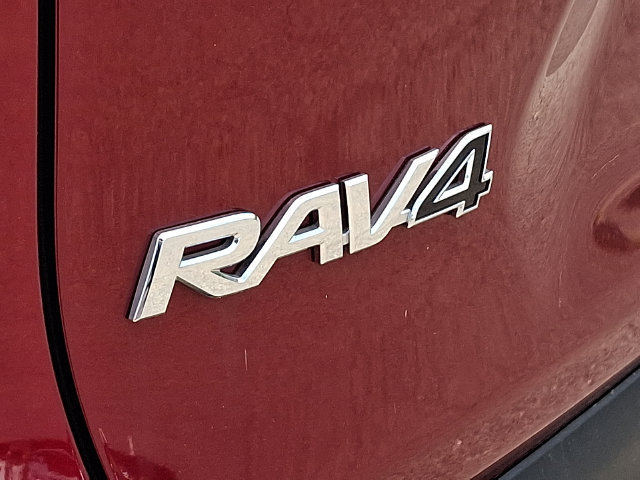 Certified 2025 Toyota RAV4 XLE w/ Convenience Package AWD/4WD image 18