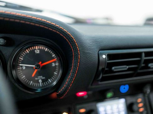 Used 1987 Porsche 911 Carrera RWD image 64