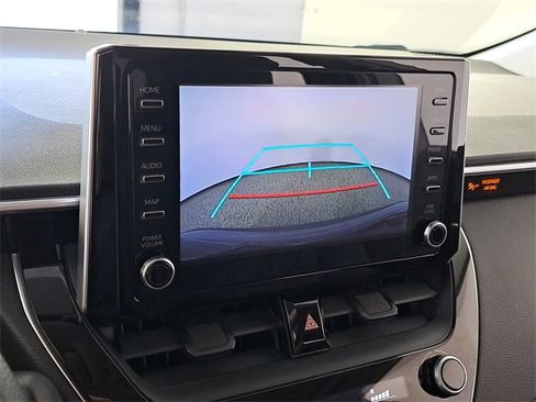 Used 2020 Toyota Corolla LE image 29