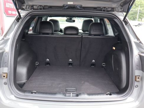 Used 2023 Jeep Compass Limited w/ Sun and Sound Group AWD/4WD image 4