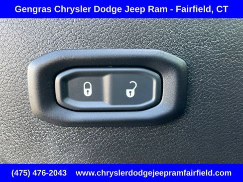 Certified 2025 Jeep Wrangler Unlimited Rubicon 4xe w/ Safety Group AWD/4WD image 43