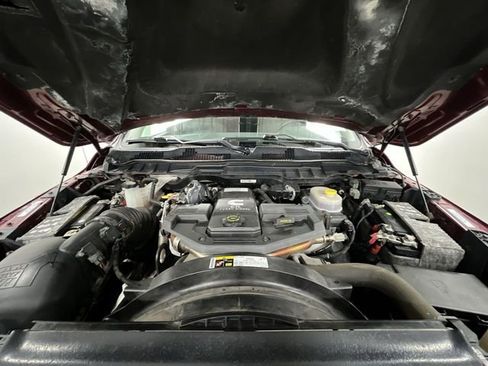 Used 2018 RAM 2500 Tradesman w/ Chrome Appearance Group image 26