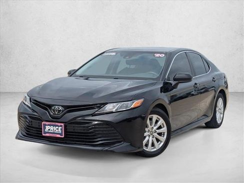 Used 2020 Toyota Camry LE FWD image 1
