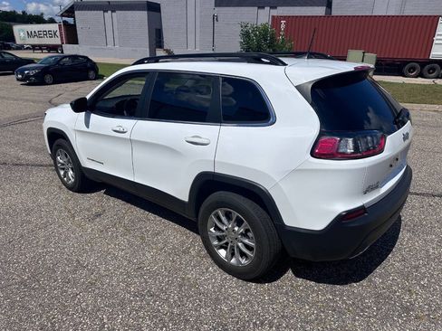 Used 2022 Jeep Cherokee Latitude Lux w/ Sun & Sound Group image 5