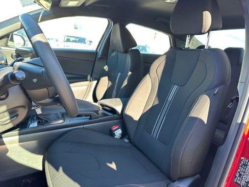 New 2026 Hyundai Elantra Sport image 7