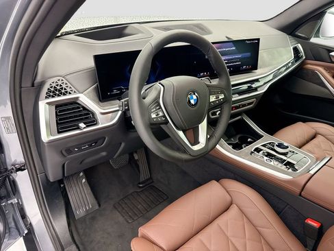 New 2026 BMW X5 xDrive40i w/ Executive Package image 9