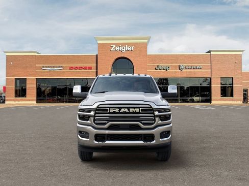 New 2026 RAM 2500 Laramie AWD/4WD image 6