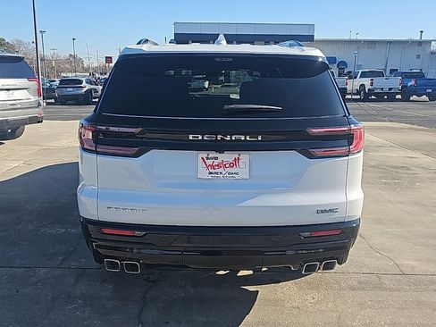 New 2026 GMC Acadia Denali Ultimate image 5