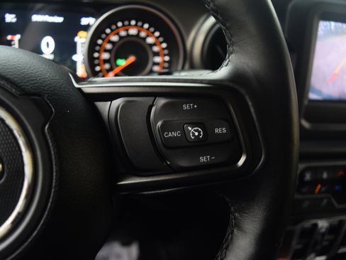 Used 2018 Jeep Wrangler Unlimited Sport S image 5