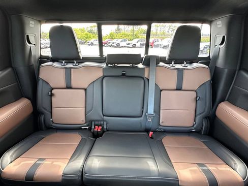 Certified 2020 Chevrolet Silverado 1500 High Country AWD/4WD image 24