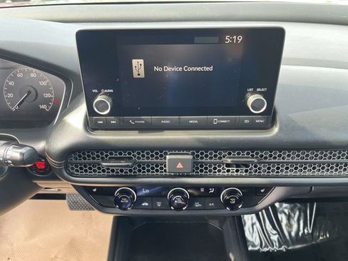 Used 2025 Honda HR-V Sport image 14