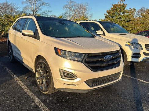 Used 2018 Ford Edge Sport w/ Equipment Group 401A image 4