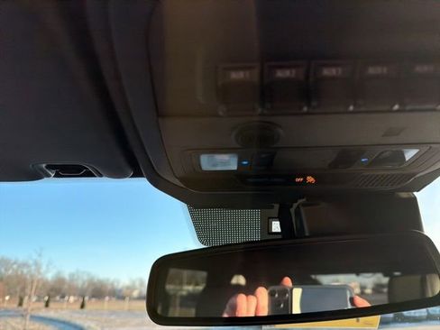 Used 2023 Ford Bronco Badlands image 33