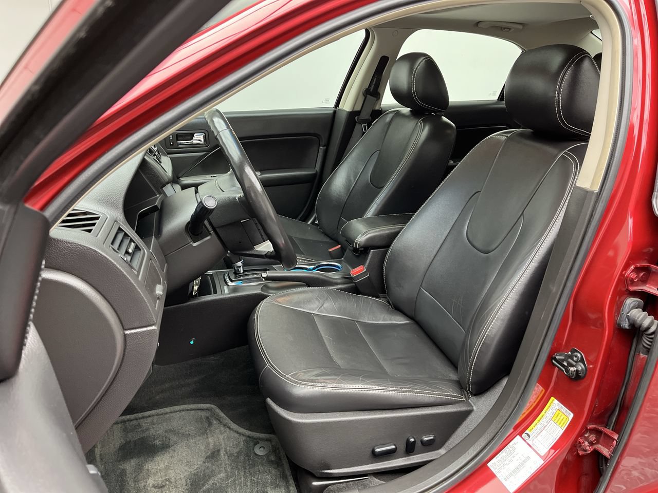 Used 2012 Ford Fusion SEL FWD image 10