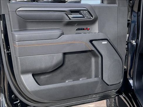 Certified 2025 GMC Sierra 1500 AT4 w/ AT4 Premium Package AWD/4WD image 20