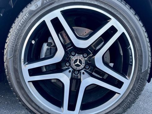 Used 2018 Mercedes-Benz GLS 550 4MATIC image 15
