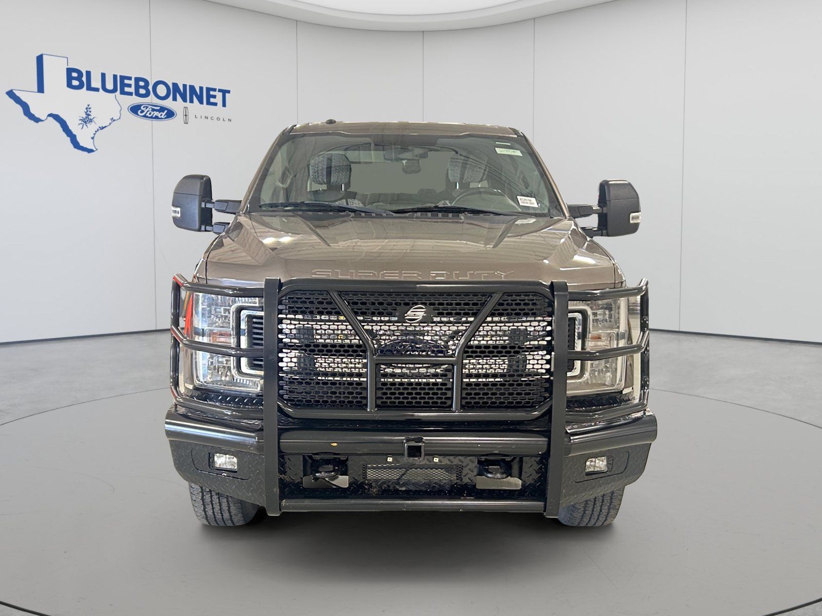 Used 2018 Ford F350 XLT w/ XLT Value Package AWD/4WD image 2
