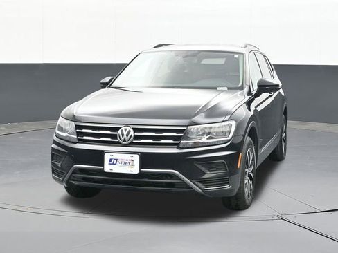 Used 2021 Volkswagen Tiguan SEL image 2