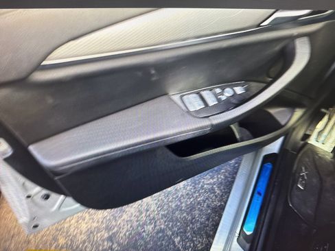 Used 2021 BMW X3 sDrive30i w/ M Sport Package image 12