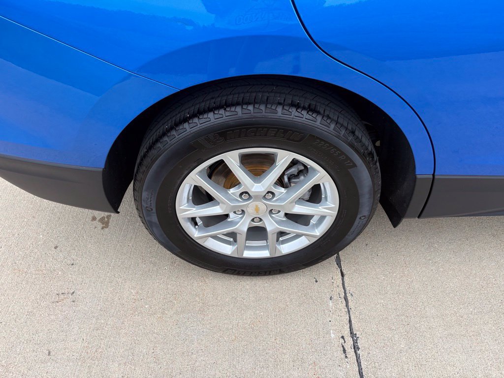 Used 2024 Chevrolet Equinox LT w/ LPO, Floor Liner Package FWD image 50