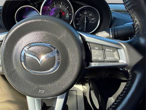 Used 2021 MAZDA MX-5 Miata RF Grand Touring image 14