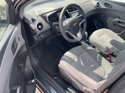 Used 2017 Chevrolet Sonic LS FWD image 7