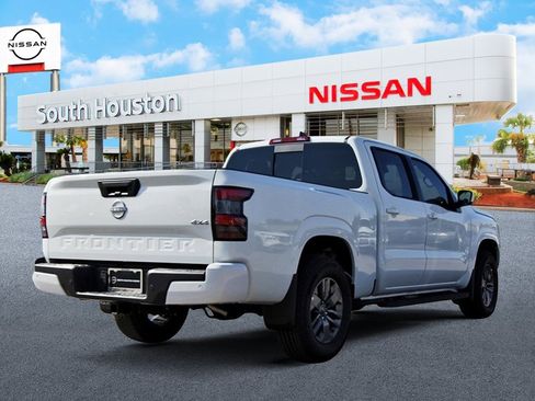 New 2026 Nissan Frontier SV w/ SV Convenience Package image 4