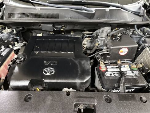 Used 2006 Toyota RAV4 Sport AWD/4WD image 24