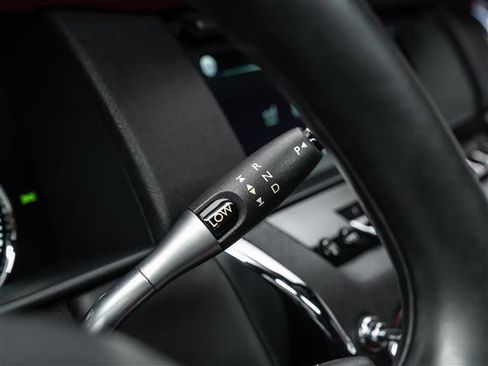 Used 2021 Rolls-Royce Cullinan AWD/4WD image 26
