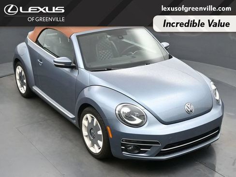 Used 2019 Volkswagen Beetle 2.0T Final Edition SEL FWD image 18