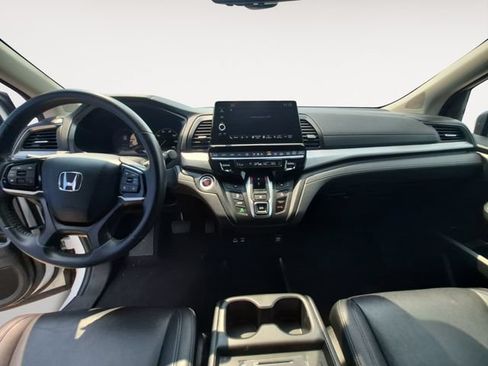 Certified 2025 Honda Odyssey EX-L image 10