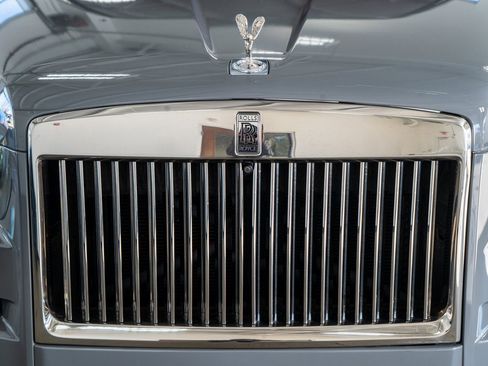 Used 2022 Rolls-Royce Cullinan image 17