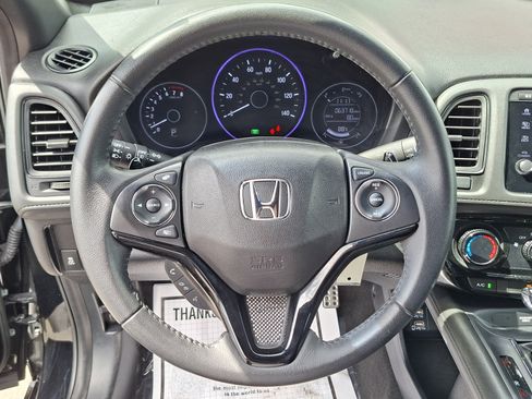 Used 2021 Honda HR-V Sport image 11