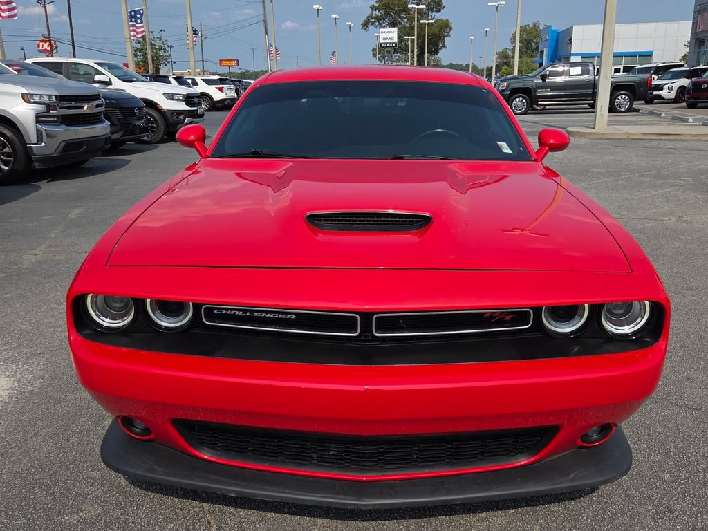 Used 2022 Dodge Challenger R/T RWD image 2