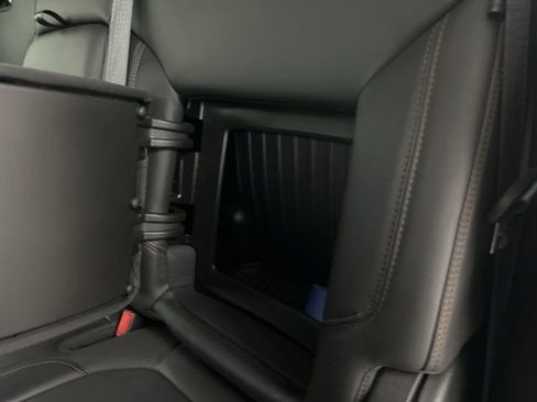 Used 2020 GMC Sierra 1500 AT4 image 30