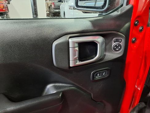 Certified 2020 Jeep Gladiator Sport w/ Quick Order Package 24S image 21