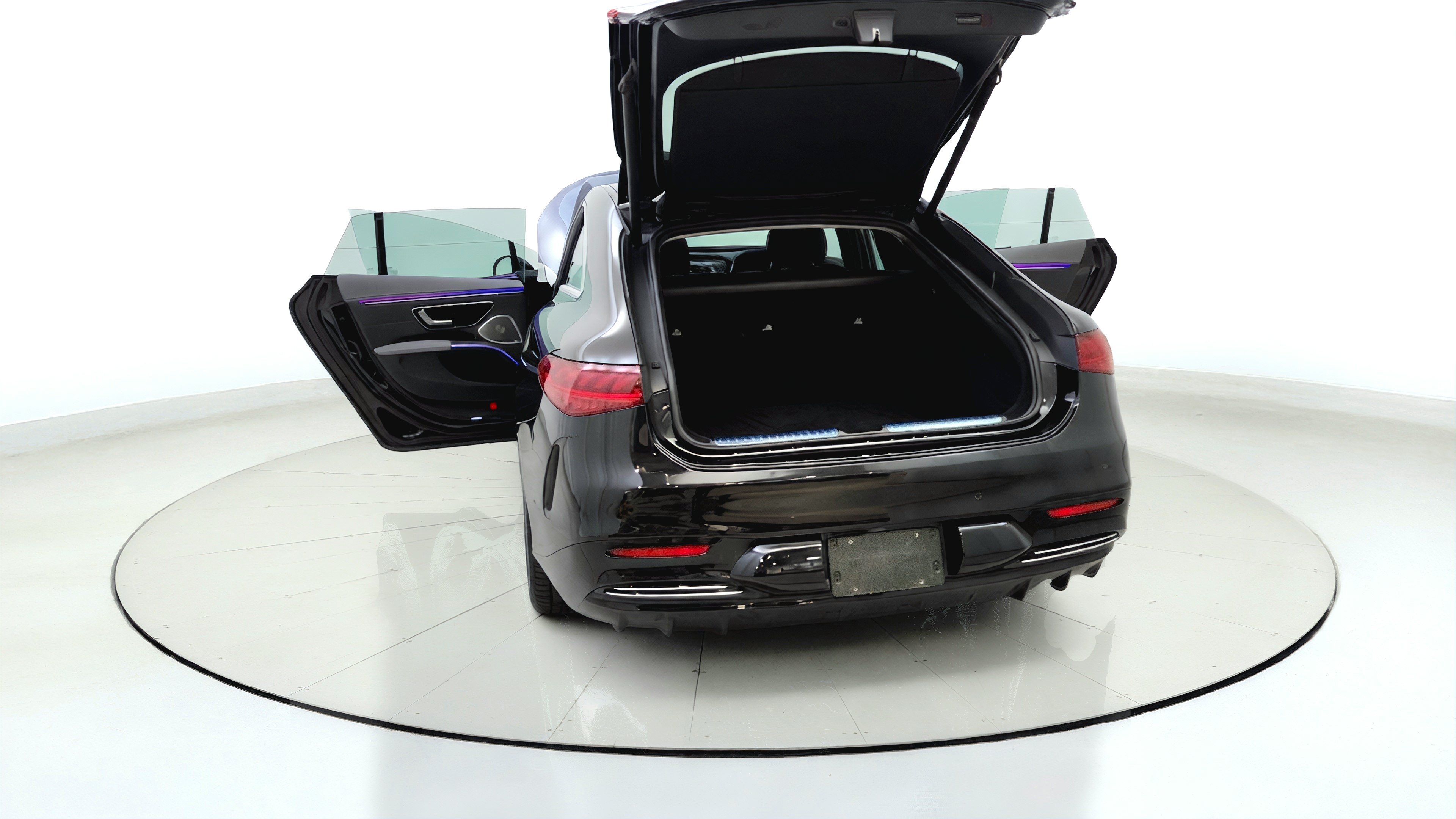 Used 2022 Mercedes-Benz EQS 580 4MATIC Sedan w/ Winter Package image 13