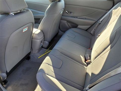 New 2026 Hyundai Elantra SE image 16