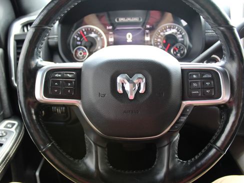 Used 2019 RAM 2500 Laramie AWD/4WD image 13