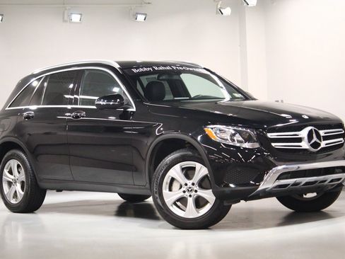 Used 2018 Mercedes-Benz GLC 300 4MATIC image 2