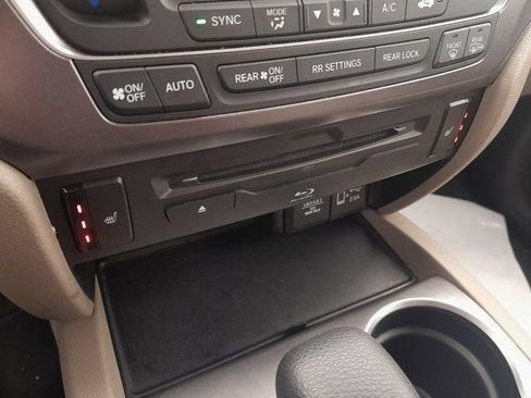 Used 2020 Honda Pilot EX-L image 25
