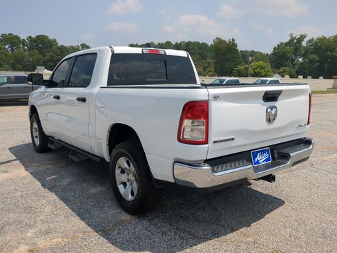 Used 2024 RAM 1500 Big Horn w/ Trailer Tow Group AWD/4WD image 5