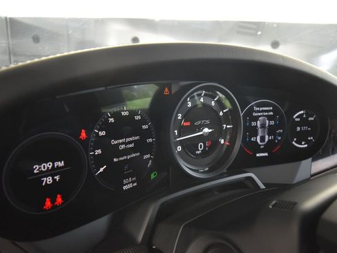 Certified 2024 Porsche 911 Carrera GTS RWD image 32