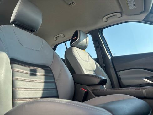 Used 2021 Nissan Kicks SR w/ SR Premium Package image 23