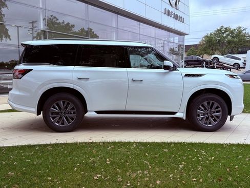 New 2026 INFINITI QX80 Pure AWD/4WD image 5