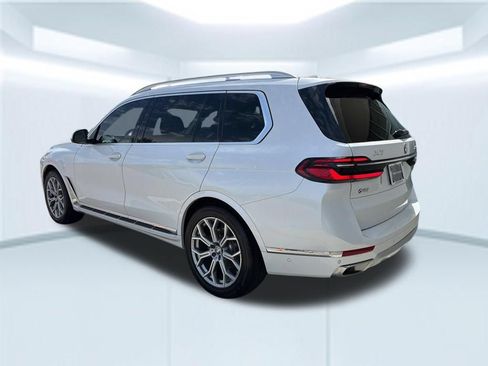 Used 2023 BMW X7 xDrive40i AWD/4WD image 5