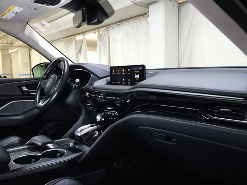 Certified 2023 Acura MDX SH-AWD w/ Advance Package image 23